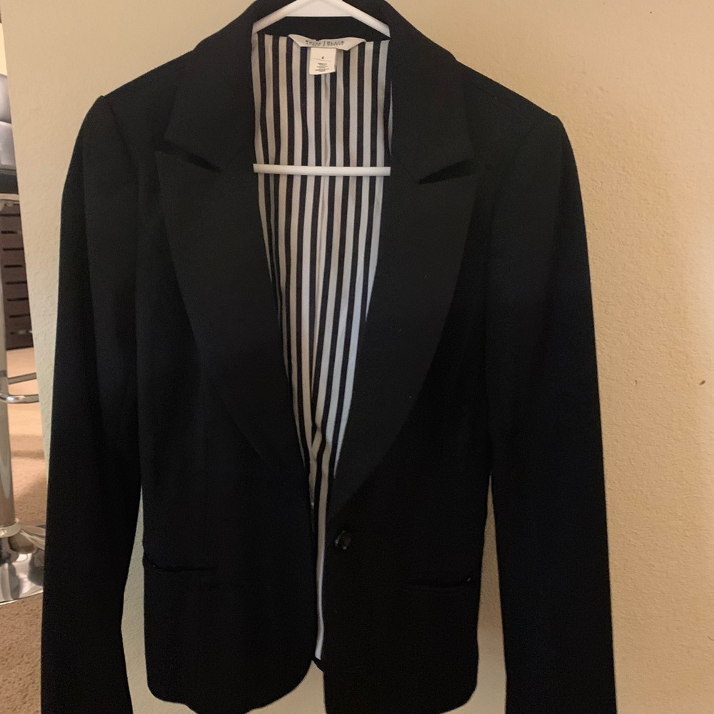Black|white blazer